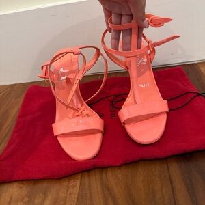 Christian Louboutin Coral patent Mara heels Size 37